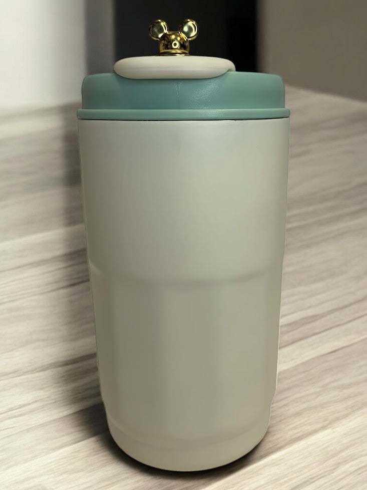 ✨ Termo Elegante con Tapa Hermética y Diseño Moderno ✨