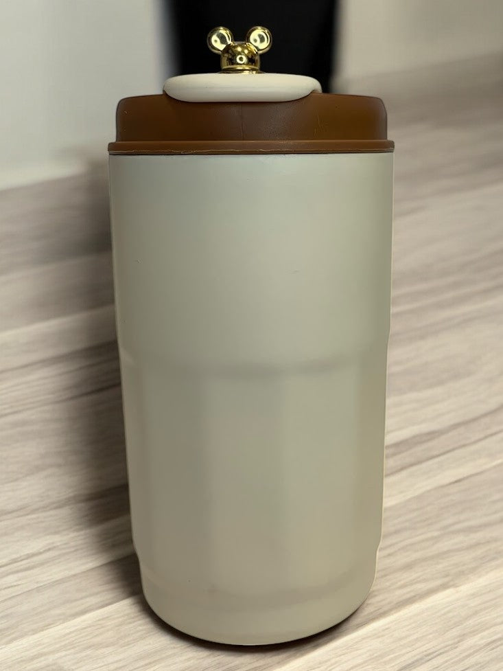 ✨ Termo Elegante con Tapa Hermética y Diseño Moderno ✨